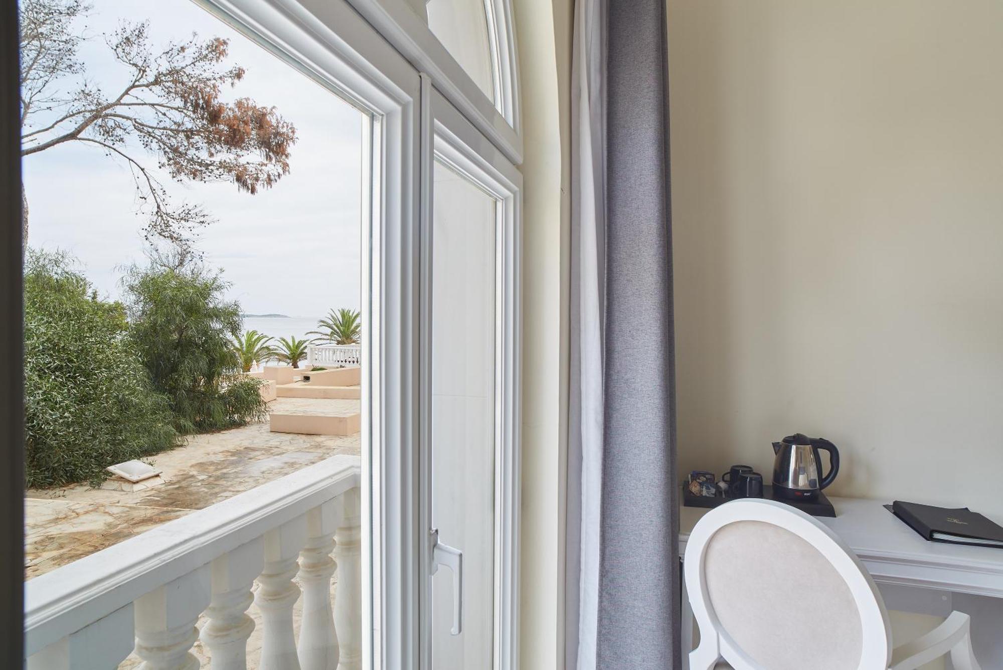 Grand Hotel Palladium Santa Eulalia Del Rio Zewnętrze zdjęcie